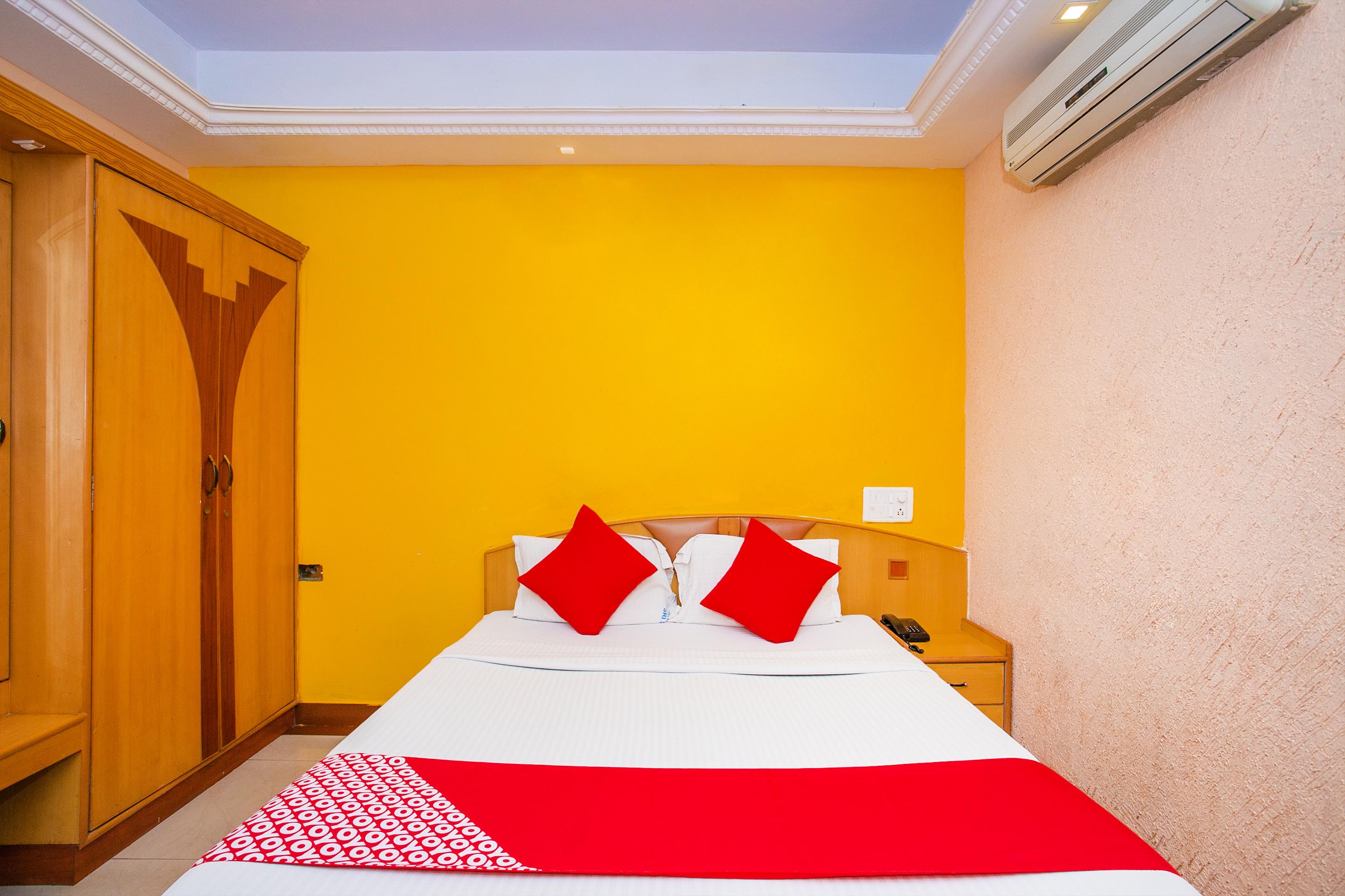 Oyo 331 Hotel Skanda Shelters Bangalore Buitenkant foto