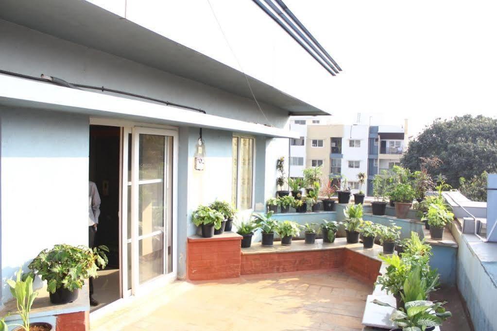 Oyo 331 Hotel Skanda Shelters Bangalore Buitenkant foto