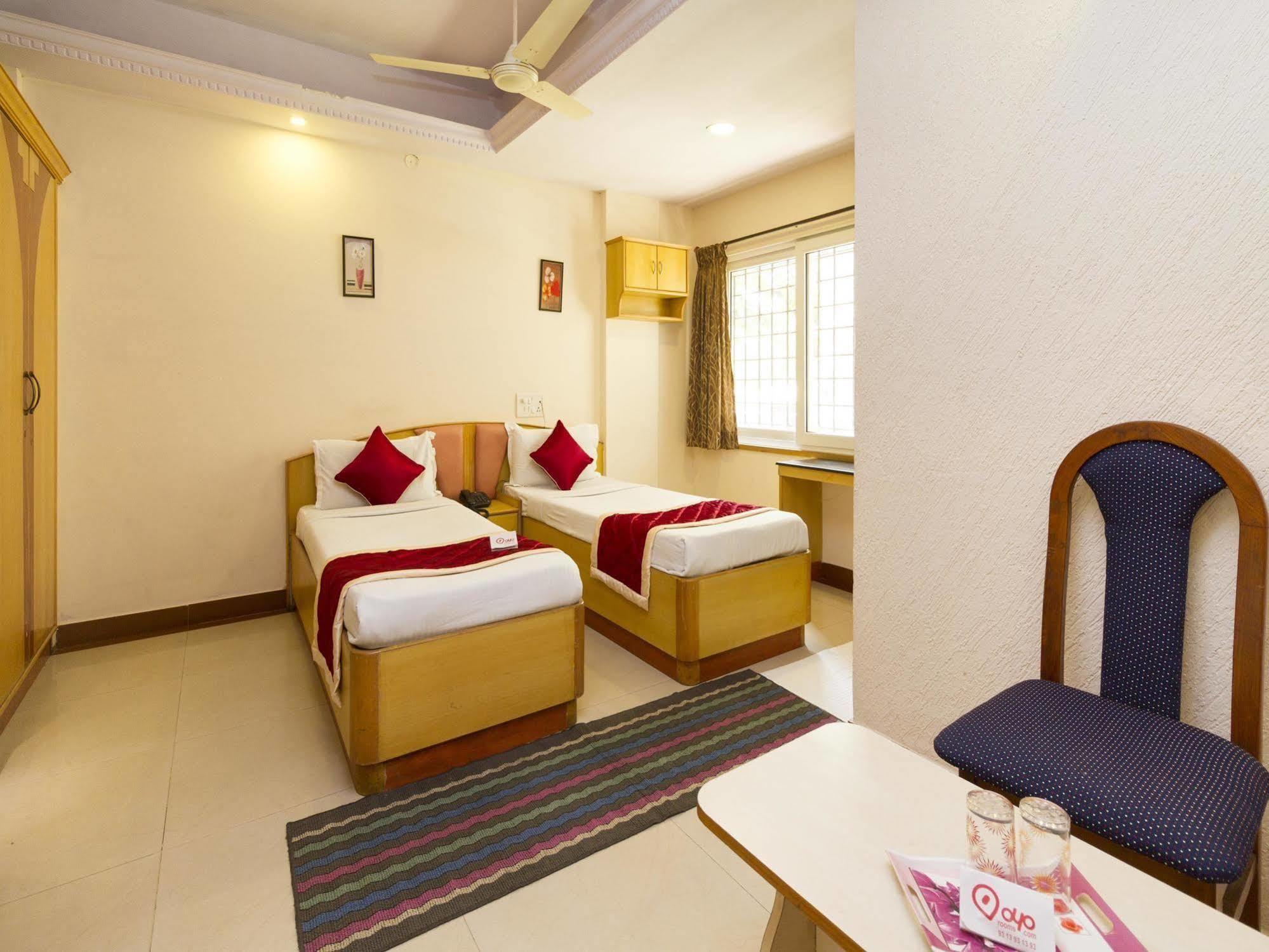 Oyo 331 Hotel Skanda Shelters Bangalore Buitenkant foto